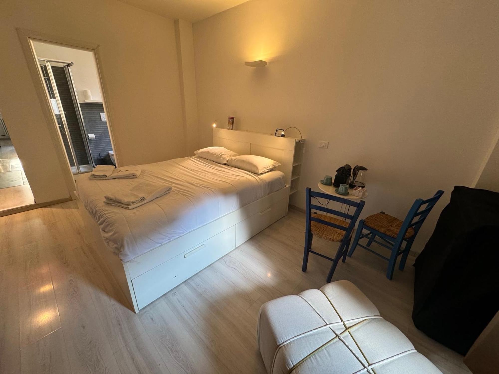 Tiburtina Suites, Roma Bagian luar foto