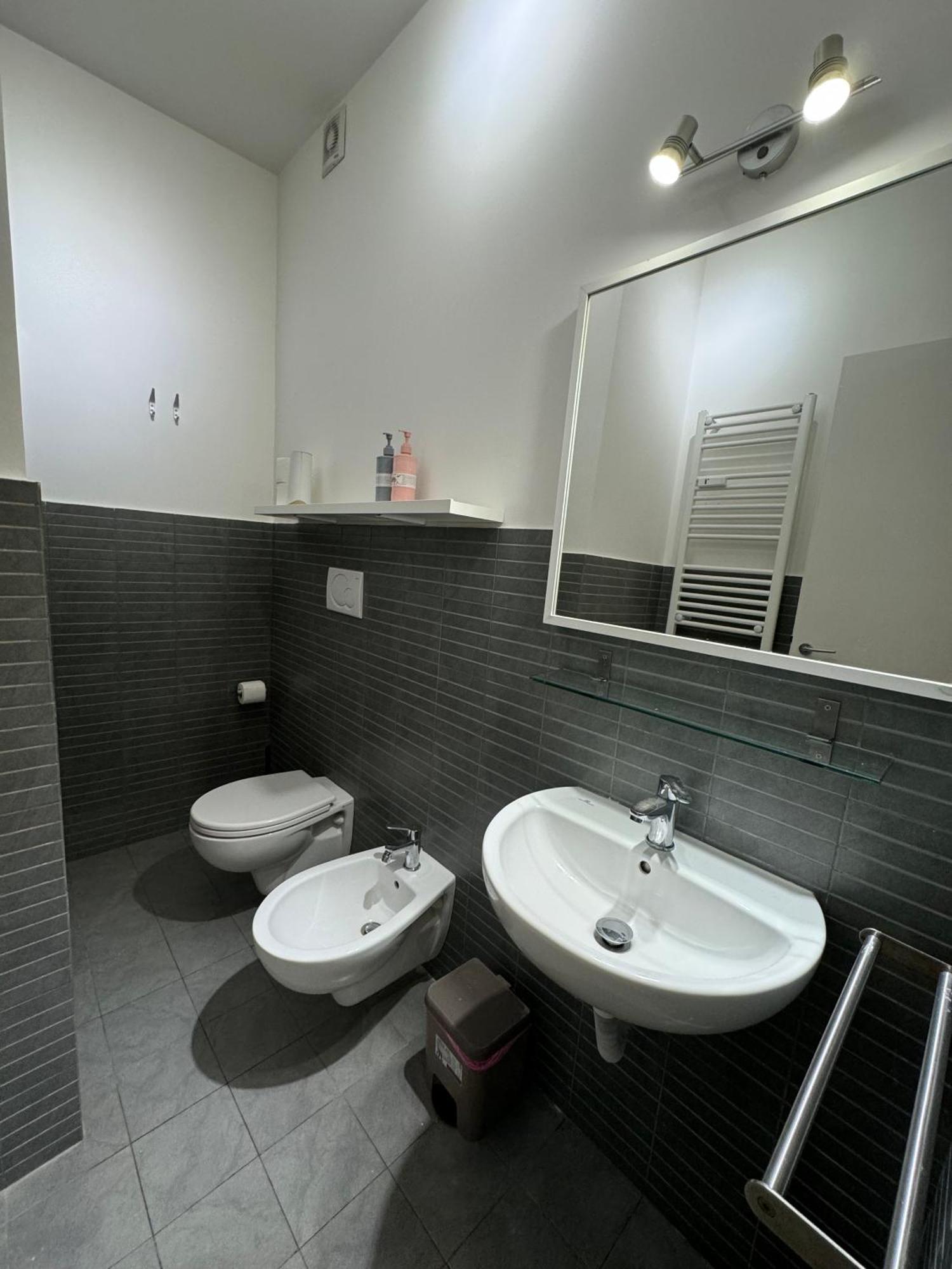 Tiburtina Suites, Roma Bagian luar foto