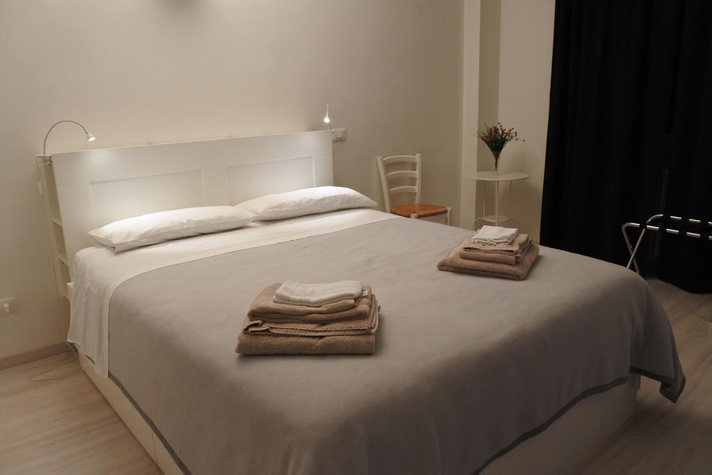 Tiburtina Suites, Roma Bagian luar foto