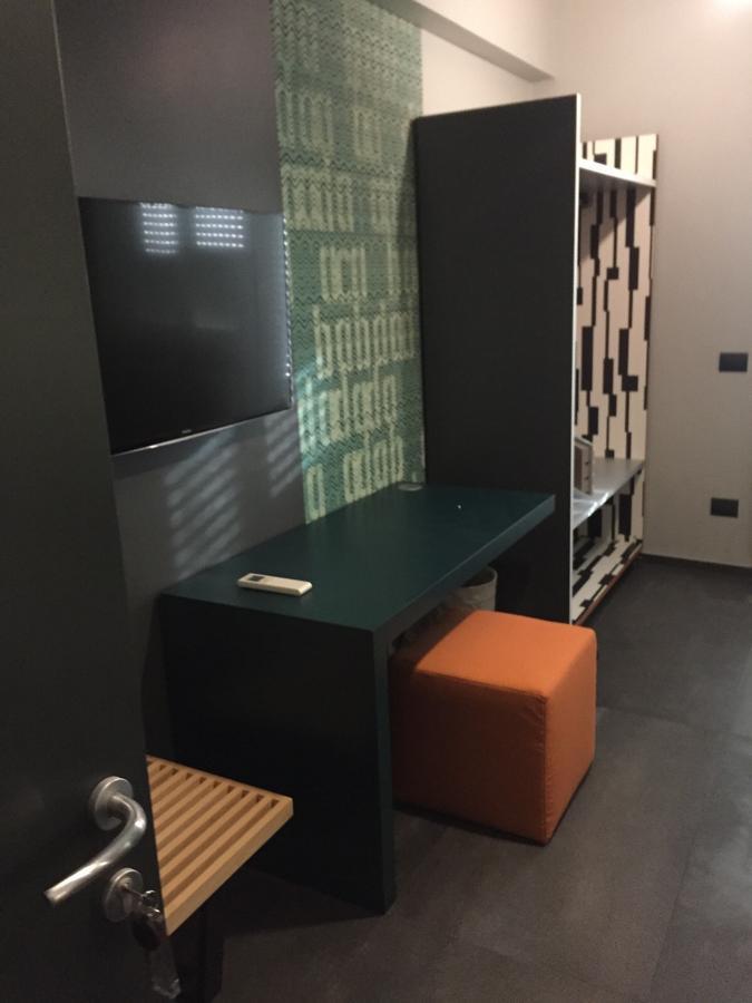 Tiburtina Suites, Roma Bagian luar foto